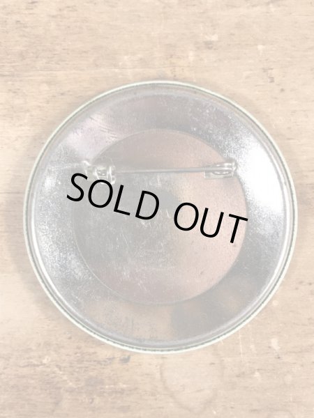 70~80’sのメッセージが書かれたビンテージの缶バッジ