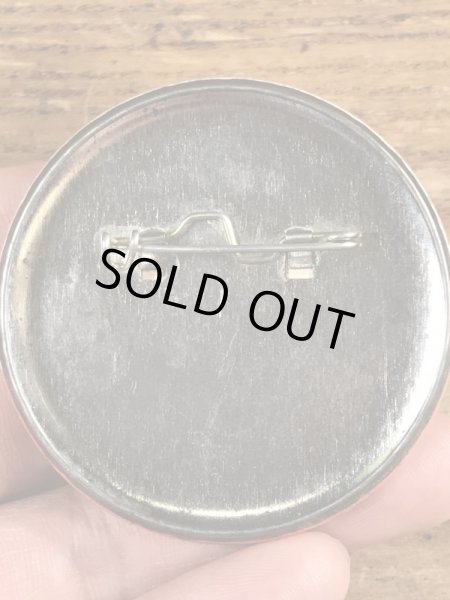 80'sのメッセージが書かれたヴィンテージの缶バッチ