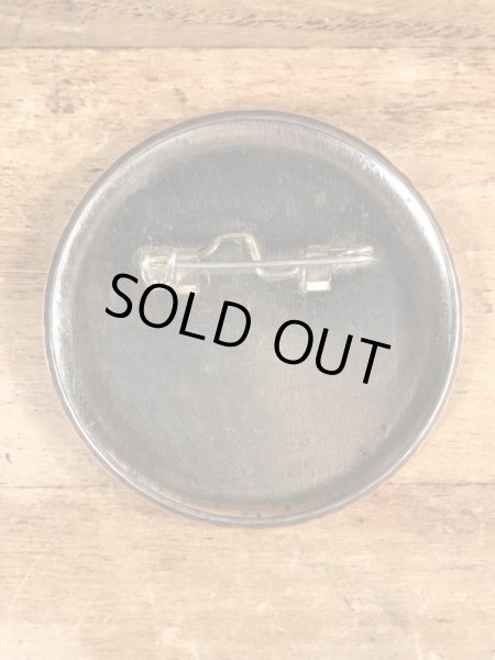 80'sのメッセージが書かれたヴィンテージの缶バッチ