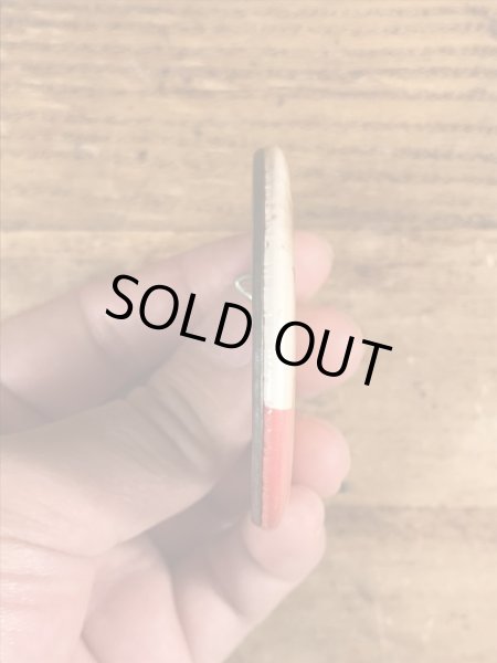 80年代頃のメッセージが書かれたビンテージの缶バッジ