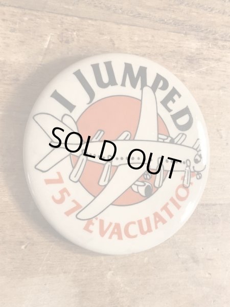 80年代頃のボーイング757が描かれたビンテージの缶バッジ