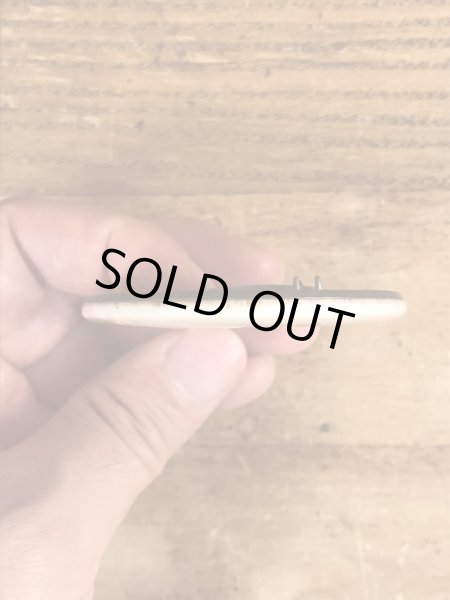 80'sのメッセージが書かれたヴィンテージの缶バッチ