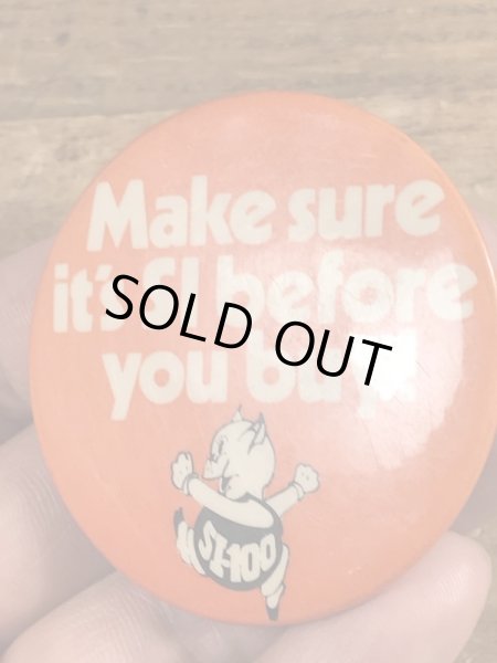 70'sのメッセージが書かれたビンテージの缶バッジ