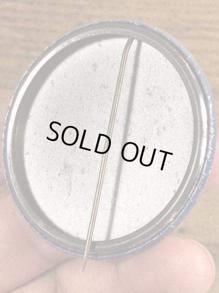 70年代頃のメッセージが書かれたビンテージの缶バッジ