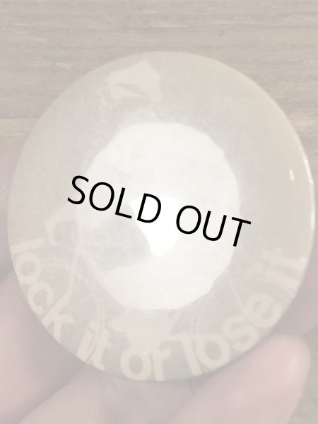 70’sのメッセージが書かれたヴィンテージの缶バッチ