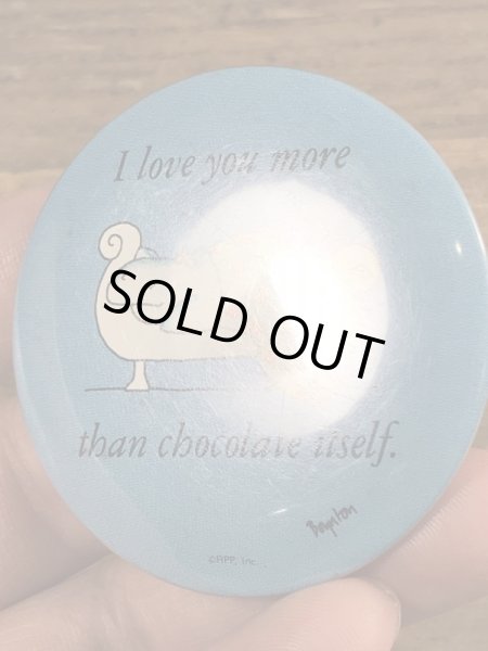 80’sのサンドラボイントンのイラストが描かれたヴィンテージの缶バッチ