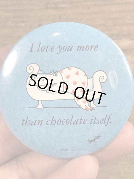 80年代頃のサンドラボイントンのイラストが描かれたビンテージの缶バッジ