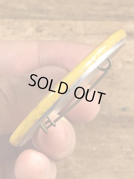 70年代頃のメッセージが書かれたビンテージの缶バッジ