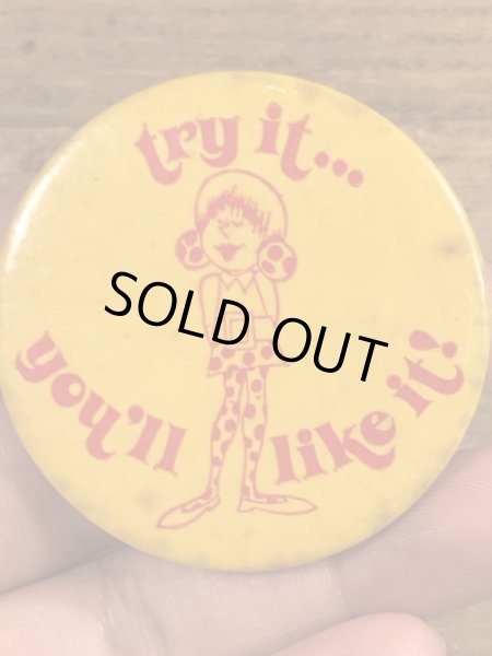 70年代頃のメッセージが書かれたビンテージの缶バッジ