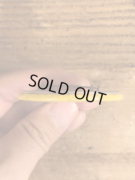 70’sのメッセージが書かれたヴィンテージの缶バッチ