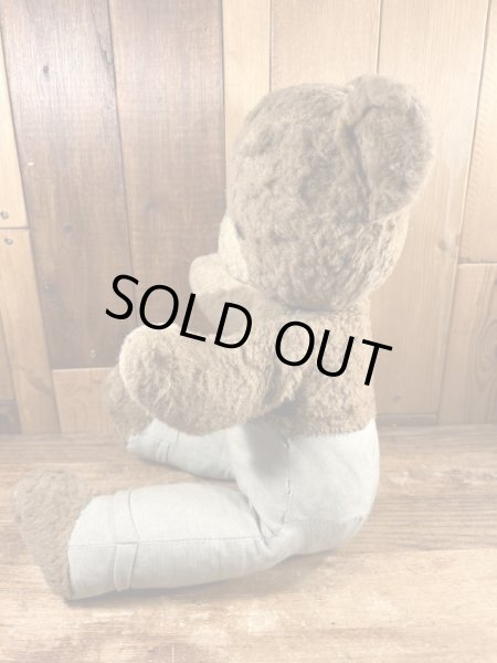 スモーキーベアのビンテージのぬいぐるみ