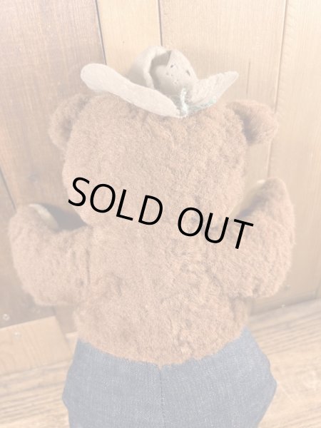 ビンテージのスモーキーベアのぬいぐるみ