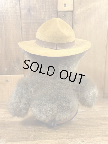 ビンテージのスモーキーベアのぬいぐるみ