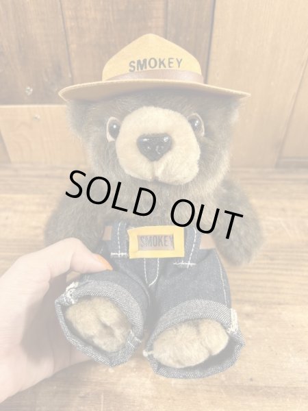 スモーキーベアのヴィンテージのぬいぐるみ