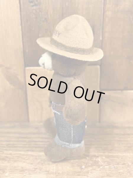 90年代頃のスモーキーベアのヴィンテージのぬいぐるみ