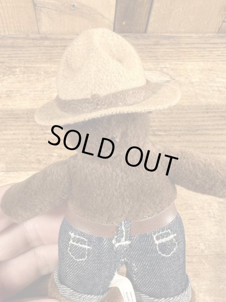 ビンテージのスモーキーベアのぬいぐるみ