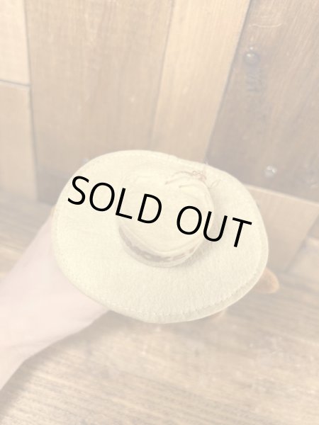 スモーキーベアのビンテージのぬいぐるみ