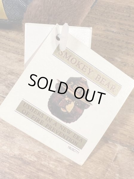 スモーキーベアのヴィンテージのぬいぐるみ