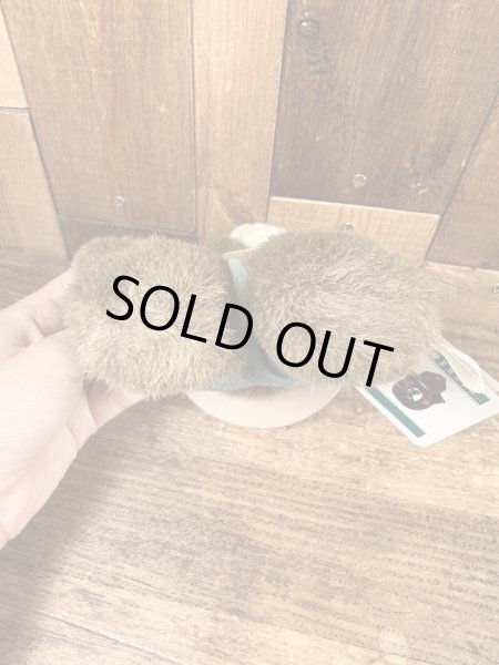 アメリカの森林火災撲滅キャンペーンのPRキャラクターのスモーキーベアのぬいぐるみ