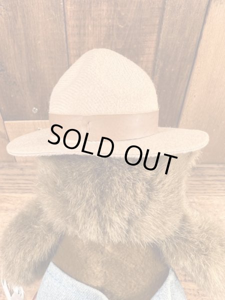 ビンテージのスモーキーベアのぬいぐるみ