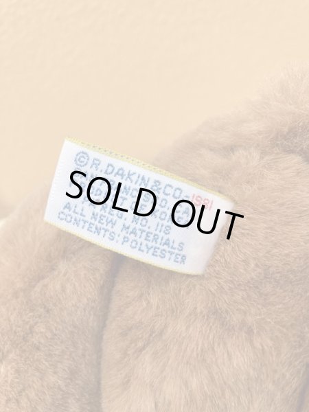 赤いリボンがかわいいビンテージのテディベア