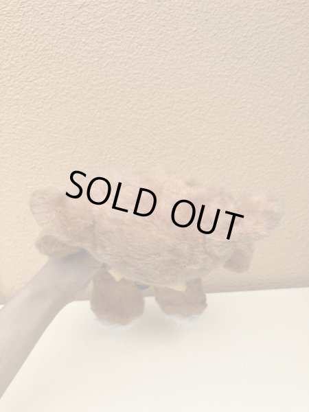 リボンの付いたビンテージのオールドテディベアのぬいぐるみ