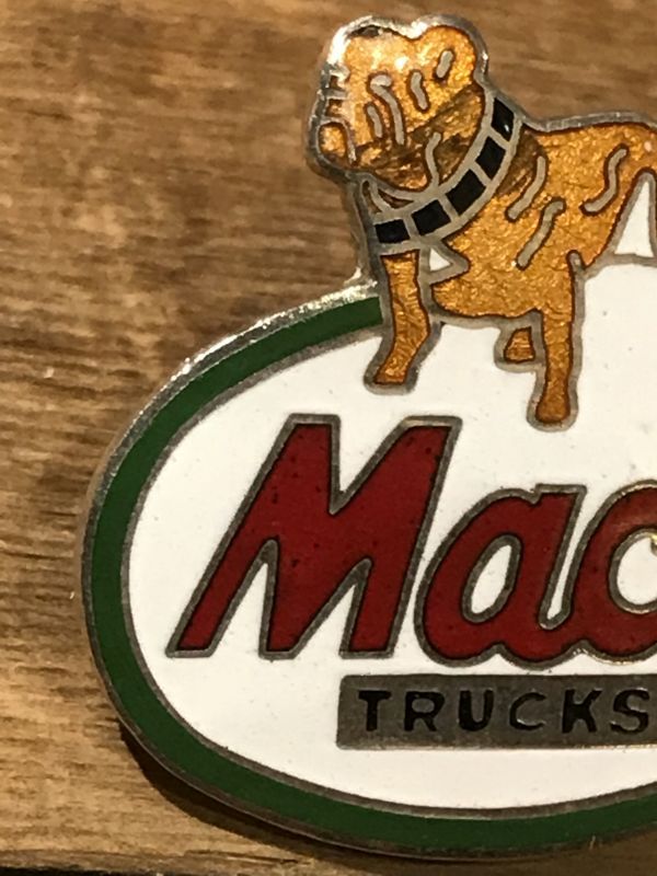 Mack Trucks Bulldog Pin Badge マックトラック ビンテージ ピンバッジ ブルドッグ アドバタイジング ピンズ 70