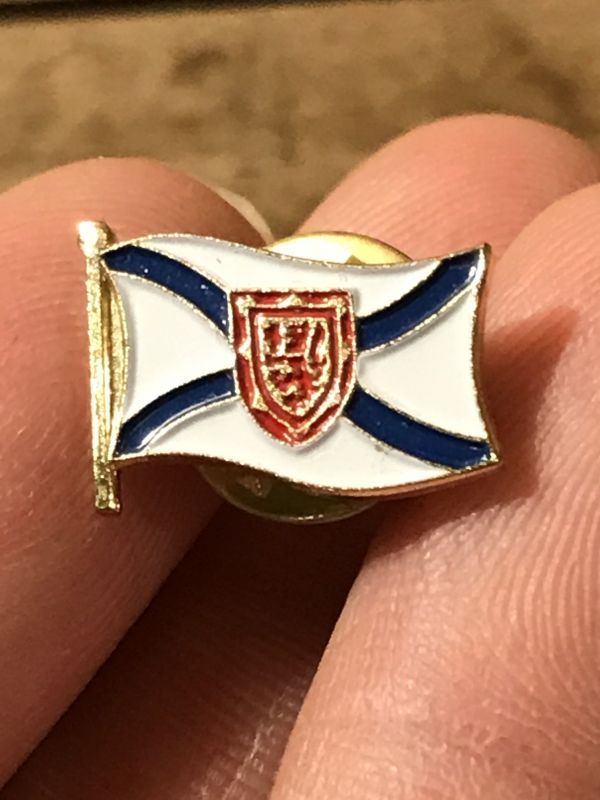 Scotland Flag Pin Badge スコットランド ビンテージ ピンバッジ 獅子の紋章 80年代 ピンズ ピンバッチ ヴィンテージ Vintage Stimpy Vintage Collectible Toys スティンピー ビンテージ コレクタブル トイズ