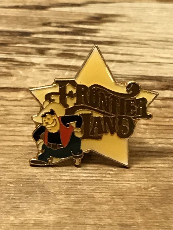 Disney Pete Frontier Land Enamel Pin Badge ピート ピンバッジ 80年代 ディズニー フロンティアランド バッチ ヴィンテージ Vintage Stimpy Vintage Collectible Toys スティンピー ビンテージ コレクタブル トイズ