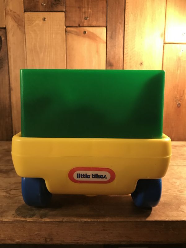 little tikes green car