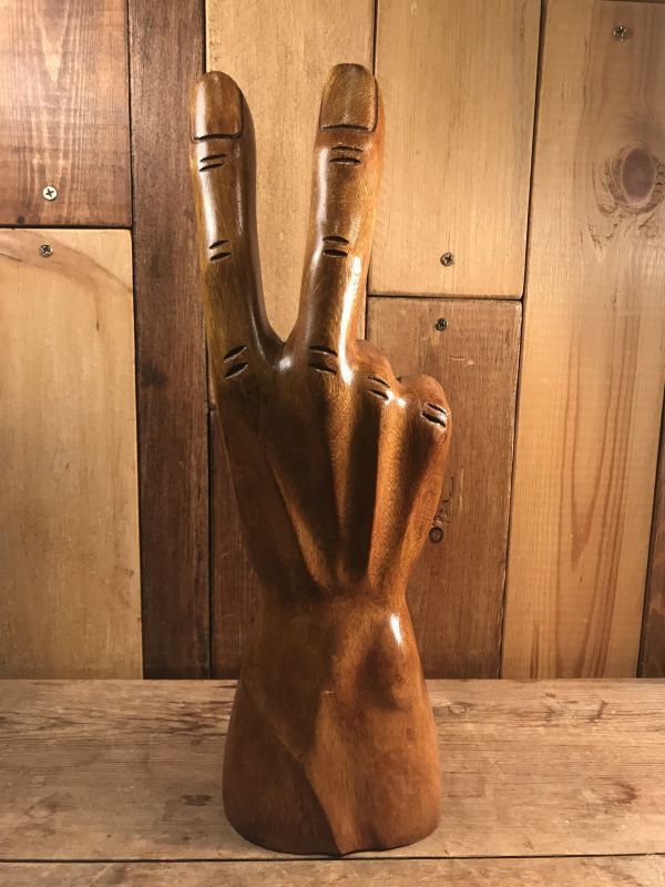 Wooden Peace Sign Figurine ピースサイン ビンテージ 置物 木彫り 70年代 - STIMPY(Vintage  Collectible Toys）スティンピー(ビンテージ コレクタブル トイズ）