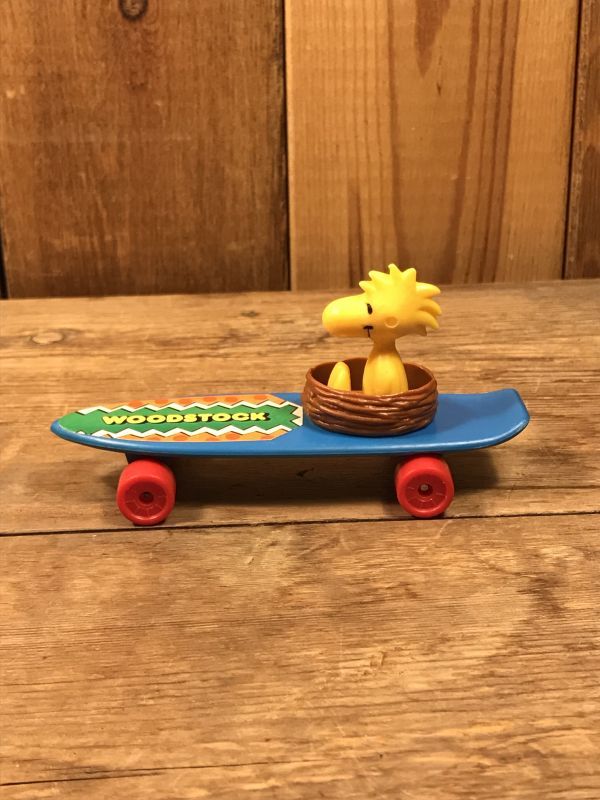 Hasbro Snoopy Woodstock Skateboard Toy ウッドストック ビンテージ