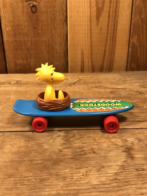 Hasbro Snoopy Woodstock Skateboard Toy ウッドストック ビンテージ