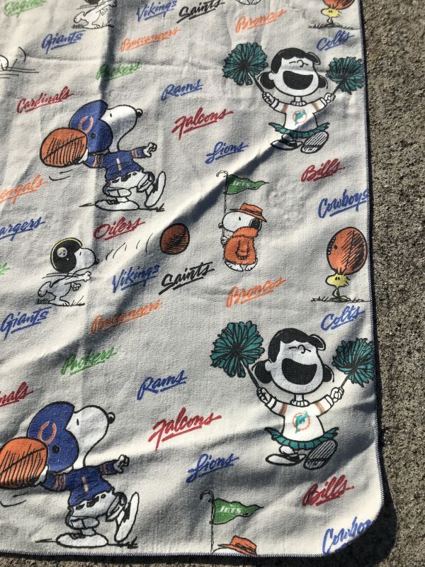Peanuts Snoopy “NFL Football” Blanket スヌーピー ビンテージ