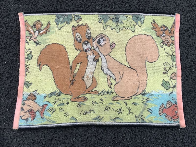 Walt Disney The Sword In The Stone Rug 王様の剣 ビンテージ ラグマット ディズニー 60年代 Stimpy Vintage Collectible Toys スティンピー ビンテージ コレクタブル トイズ