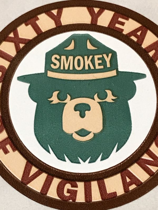 Smokey Bear Mini Sticker スモーキーベア ビンテージ ステッカー 企業キャラクター 90年代〜 -  STIMPY(Vintage Collectible Toys）スティンピー(ビンテージ コレクタブル トイズ）