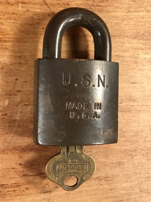 Sargent “U.S.N.” Military Brass Padlock Key USネイビー ビンテージ 南京錠 鍵 〜60年代 -  STIMPY(Vintage Collectible Toys）スティンピー(ビンテージ コレクタブル トイズ）