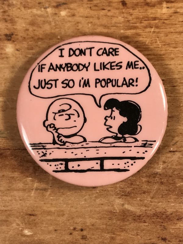 Peanuts Charlie Brown Lucy I Don T Care Pinback チャーリーブラウン ルーシー ビンテージ 缶バッジ スヌーピー 70年代 Stimpy Vintage Collectible Toys スティンピー ビンテージ コレクタブル トイズ
