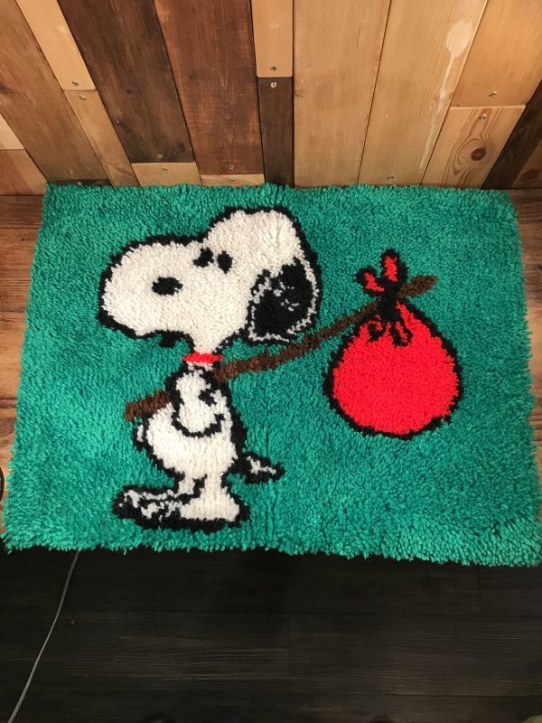 Peanuts Snoopy Wall Hanging Rug スヌーピー ビンテージ ラグマット 70年代 Stimpy Vintage Collectible Toys スティンピー ビンテージ コレクタブル トイズ