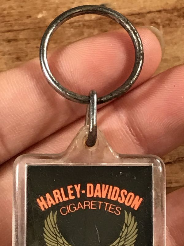 Harley-Davidson Cigarettes Keychain ハーレーダビッドソン Harley-Davidson Cigarettes Keychain ハーレーダビッドソン
