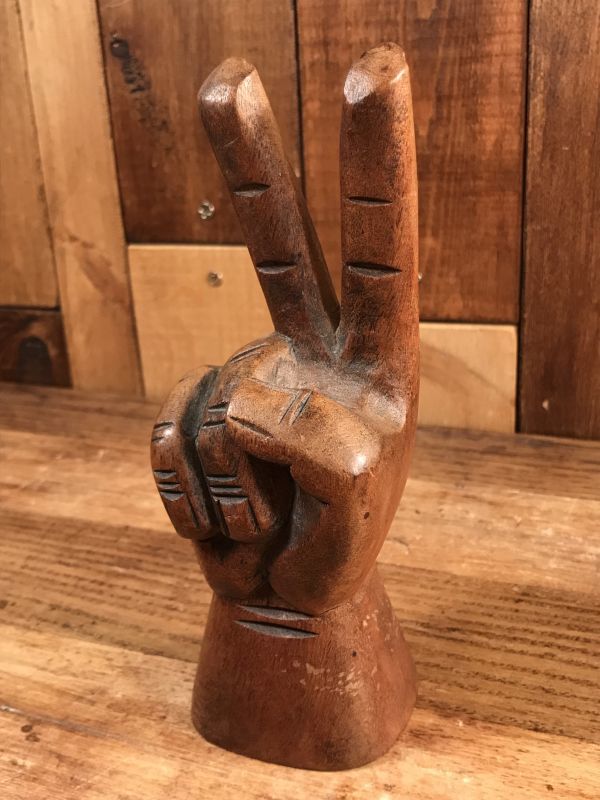 Wooden Peace Sign Figurine ピースサイン ビンテージ 置物 木彫り 70 