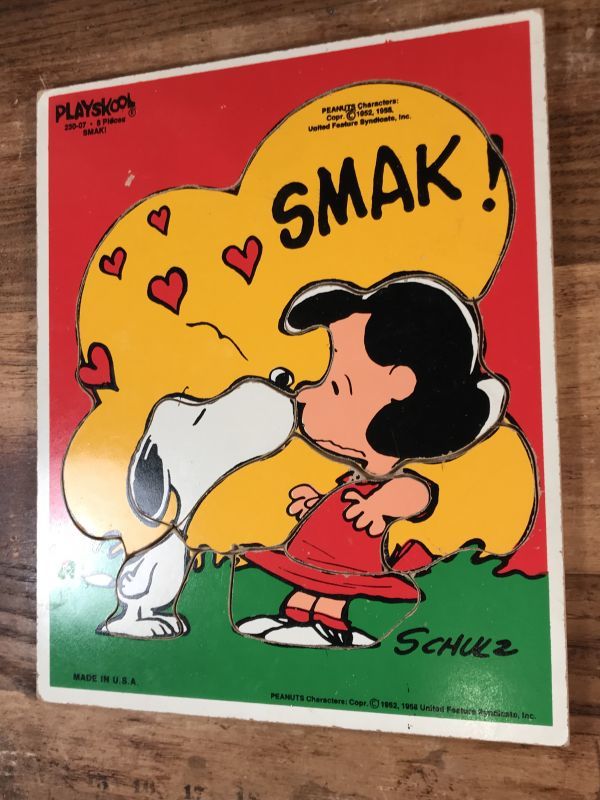 Playskool Peanuts Snoopy & Lucy “Smak!” Wood Puzzle スヌーピー