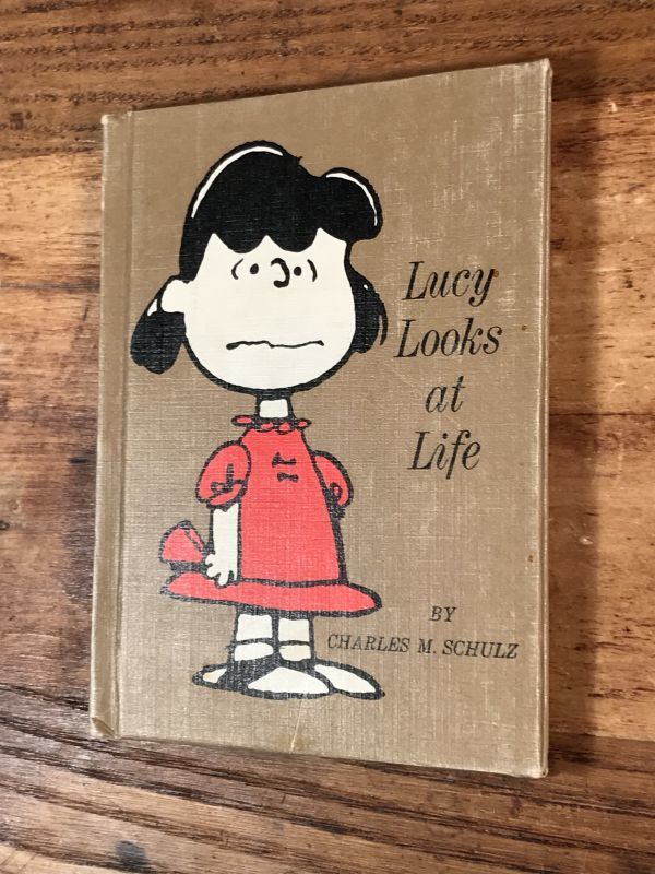 Hallmark Peanuts “Lucy Looks at Life” Mini Picture Book　ルーシー　ビンテージ　絵本　スヌーピー　 70年代