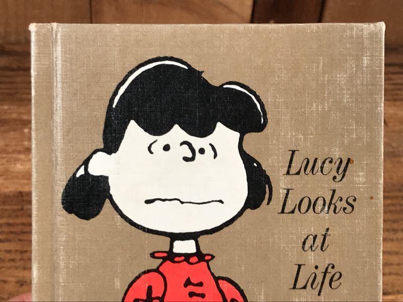 Hallmark Peanuts “Lucy Looks at Life” Mini Picture Book　ルーシー　ビンテージ　絵本　スヌーピー　 70年代