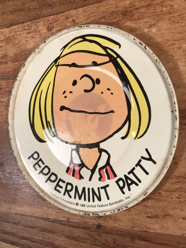 Peanuts Snoopy Peppermint Patty Tin Dish Plate ペパーミントパティ ビンテージ ディッシュプレート スヌーピー 小皿 70年代 Animation Character アニメーション系キャラクター Snoopy Peanuts スヌーピー ピーナッツ 系 Stimpy Vintage Collectible Toys