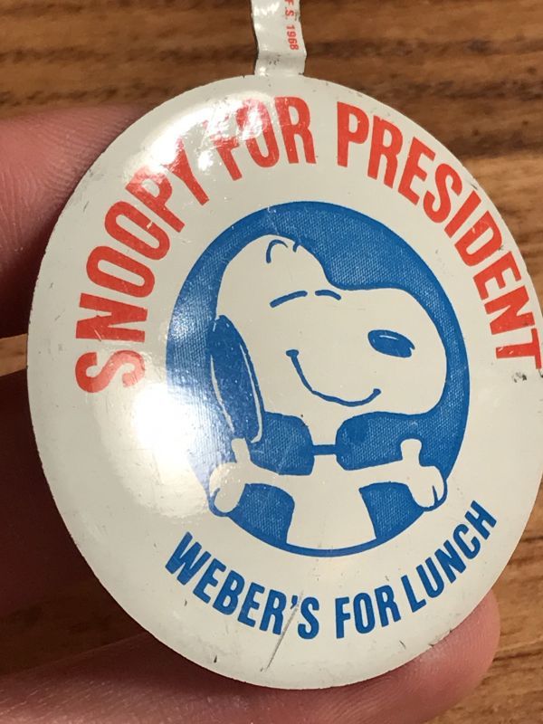 ピンバッジ9個スペシャル!  限定 スヌーピーSNOOPY FOR PRESIDENT バッジ