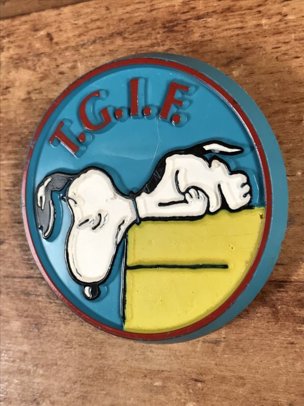 Butterfly Peanuts Snoopy “T.G.I.F.” Plastic Pinback スヌーピー