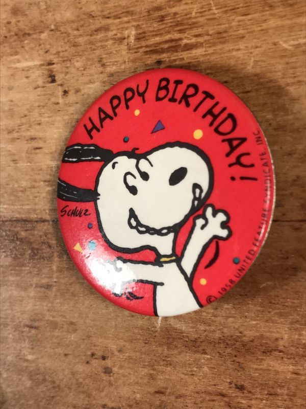 Hallmark Peanuts Snoopy “Happy Birthday” Pinback スヌーピー