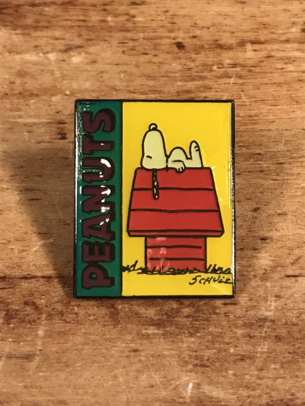 Peanuts Snoopy Sleep On The Kennel Pins スヌーピー ビンテージ ピンバッジ ピンズ 90年代 Animation Character アニメーション系キャラクター Snoopy Peanuts スヌーピー ピーナッツ 系 Stimpy Vintage Collectible Toys スティンピー ビンテージ