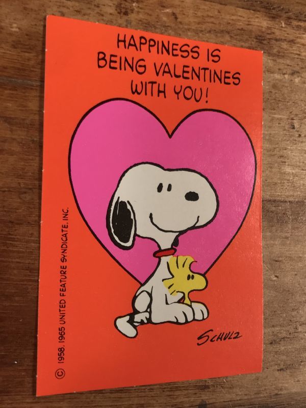 Hallmark Peanuts Snoopy “Happiness Is” Valentine Card 